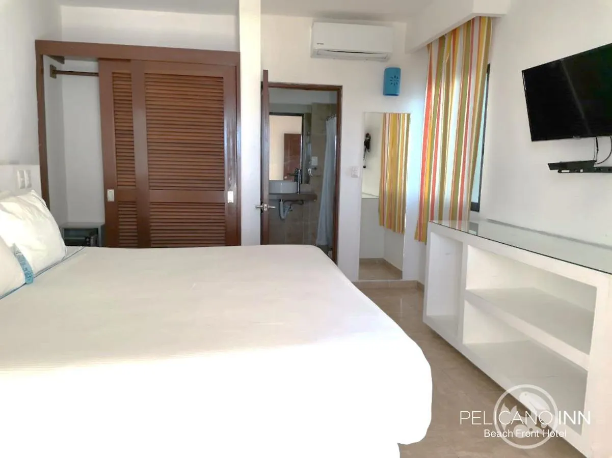 Pelicano Inn Playa Del Carmen - Beachfront Hotel