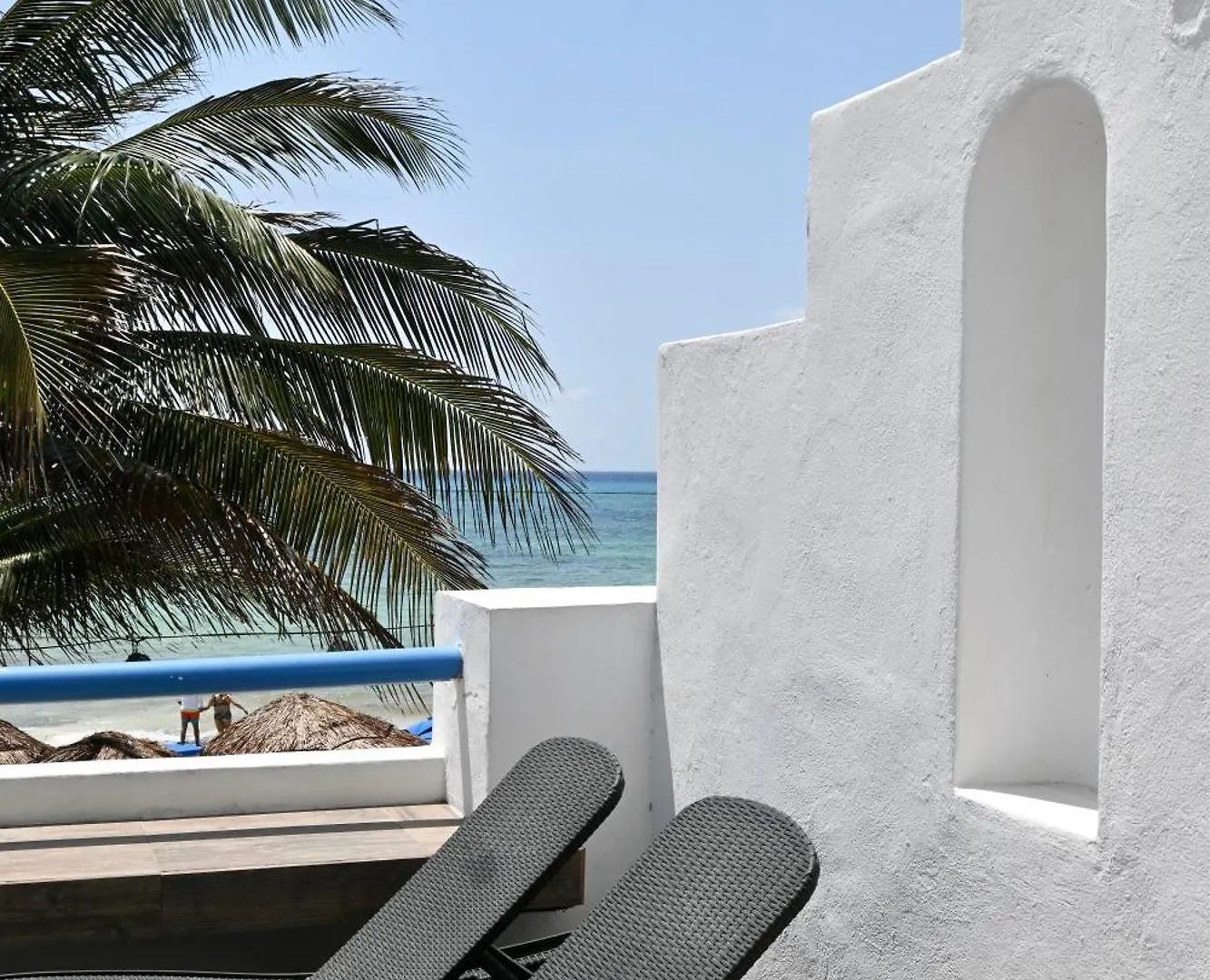 Pelicano Inn Playa del Carmen - Beachfront Hotel México
