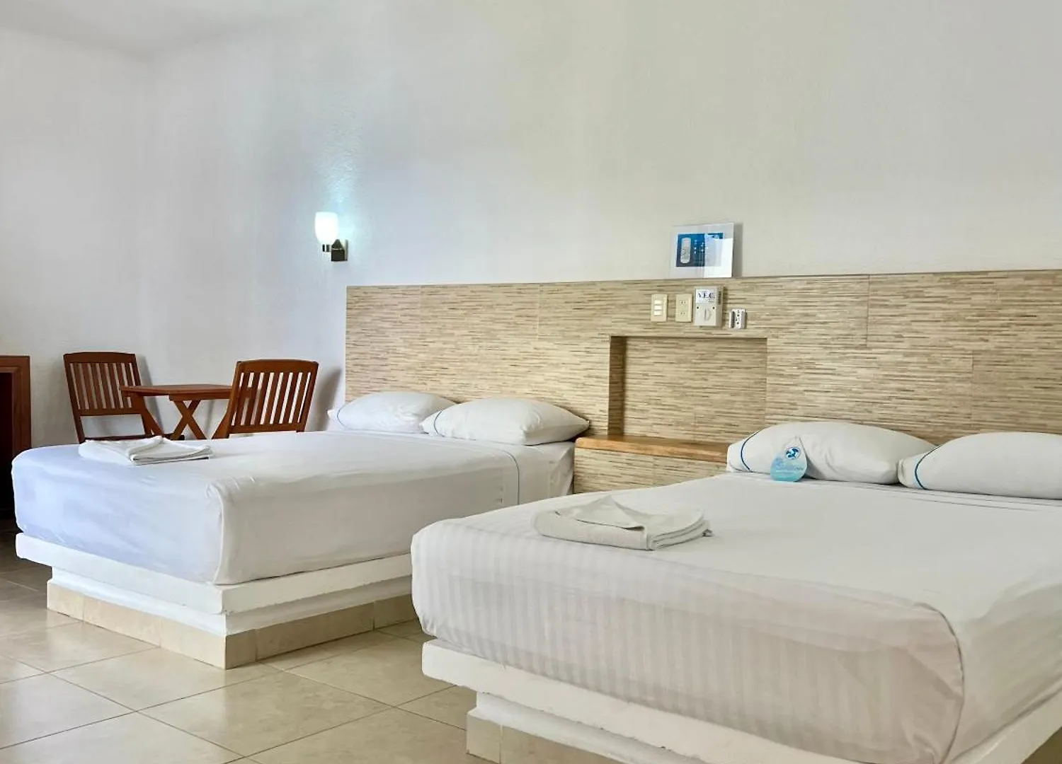 ***  Pelicano Inn Playa Del Carmen - Beachfront Hotel Mexico